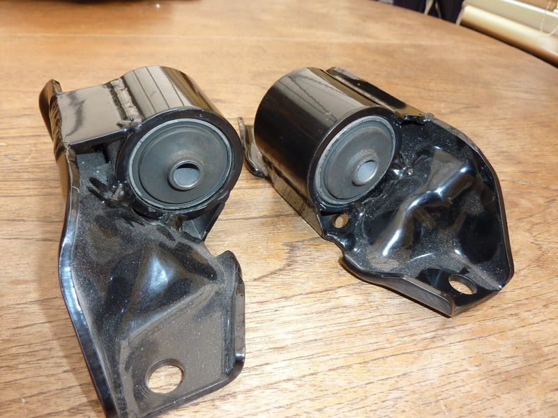 Small block Ford custom made engine mounts